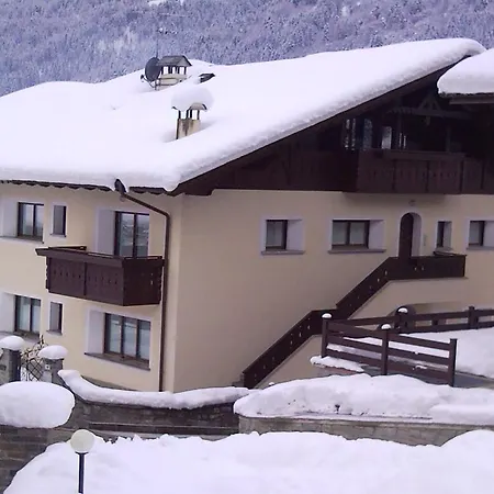 Alberti Apartman *
